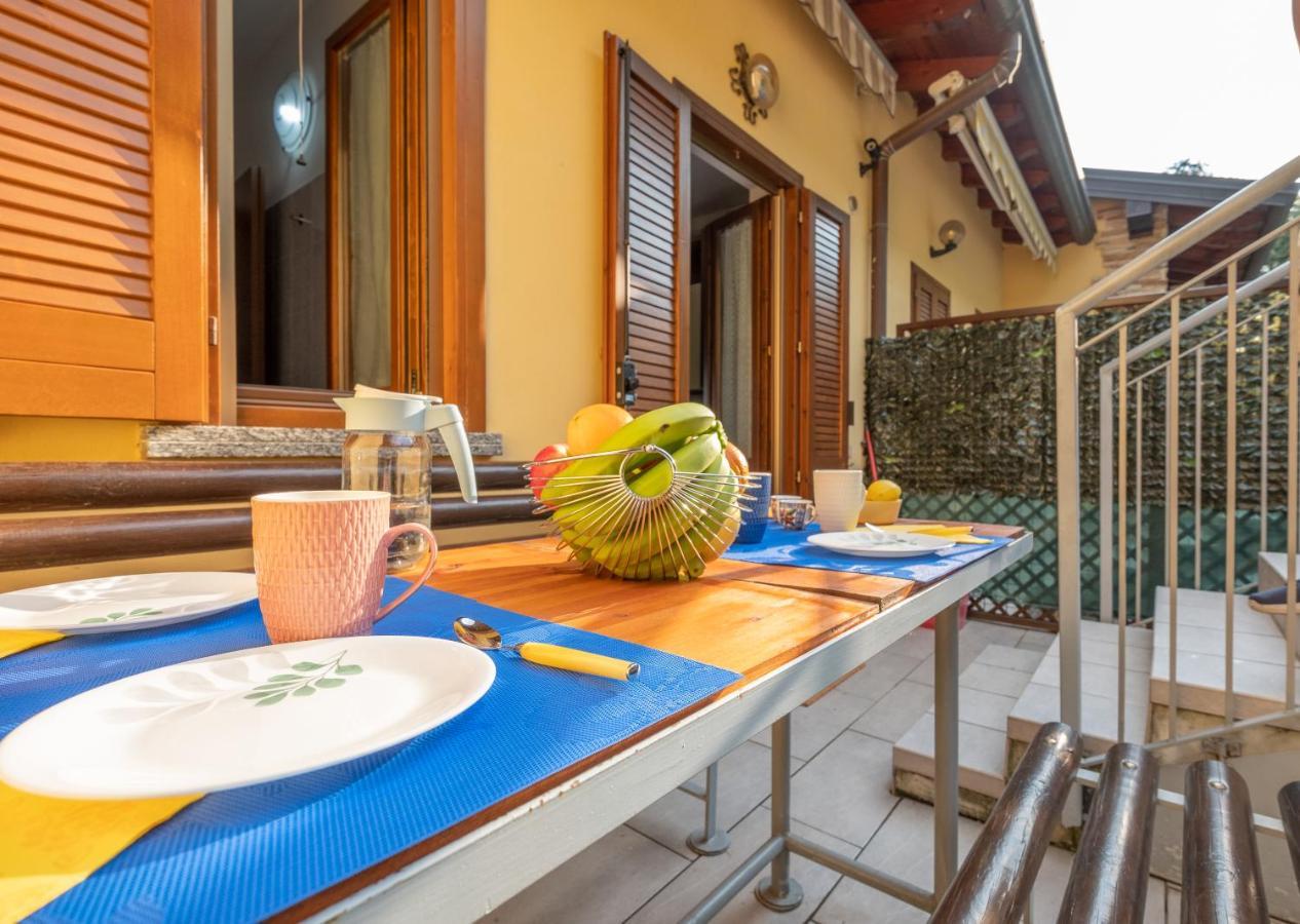 Happy Guest Apartments - Lake Panorama & Pool Riva di Solto Exterior foto