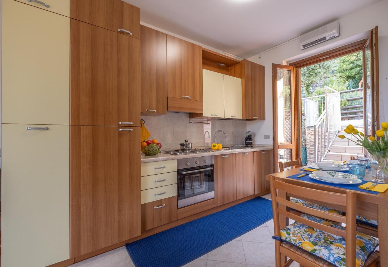 Happy Guest Apartments - Lake Panorama & Pool Riva di Solto Exterior foto